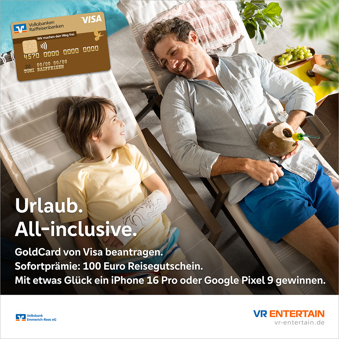 Mann und Junge mit Gips auf Sonnenliege - Werbung Visa Aktion Mann und Junge mit Gips auf Sonnenliege - Werbung Visa Aktion